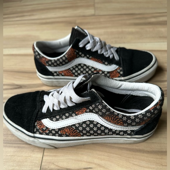 Vans Old Skool “Tiger Floral” size 6.5 Limited Edition - Picture 3 of 6